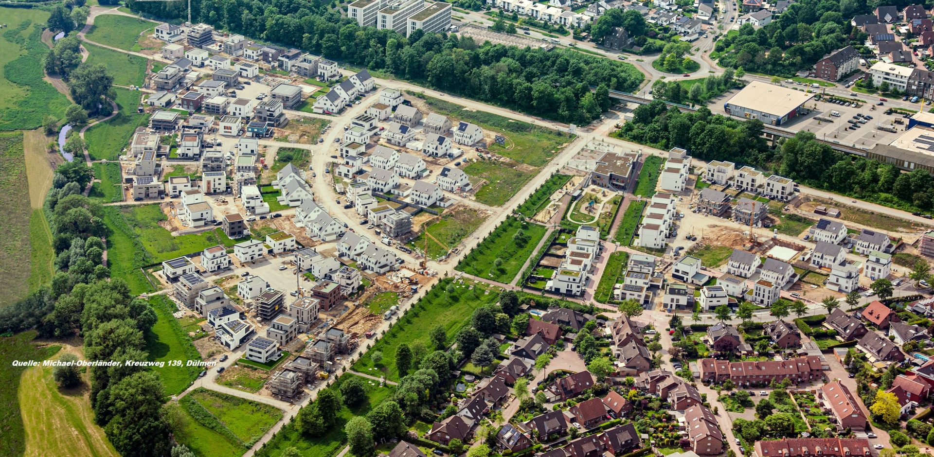 Neubaugebiet am alten Angerbach – Foto: Michael-Oberländer-Verlag